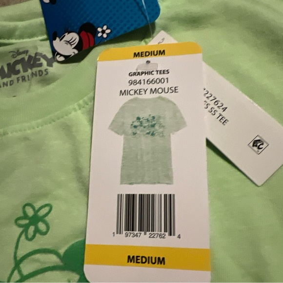 Disney Women's Licensed Mickey & Friends Graphic Short Sleeve T-Shirt M  green - Picture 2 of 3
